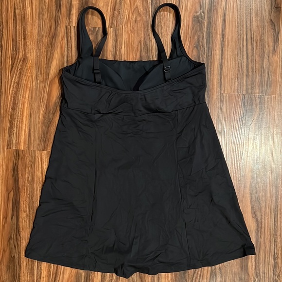 Sea Level Essential Square Neck Swim Dress - Picture 10 of 17